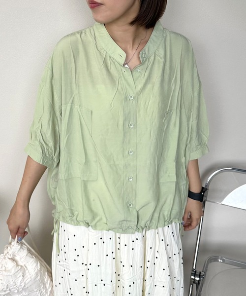 CRB（シーアールビー）の「裾ドロストノーカラーシャツ（シャツ/ブラウス・レディース・ブラック/グリーン/オフホワイト・F）」の11枚目の写真