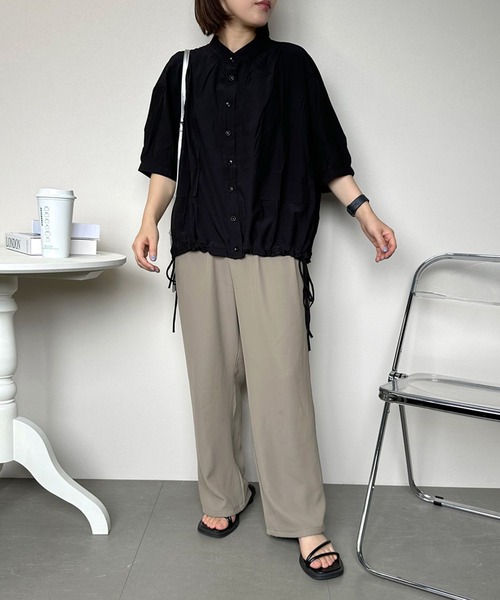 CRB（シーアールビー）の「裾ドロストノーカラーシャツ（シャツ/ブラウス・レディース・ブラック/グリーン/オフホワイト・F）」の20枚目の写真