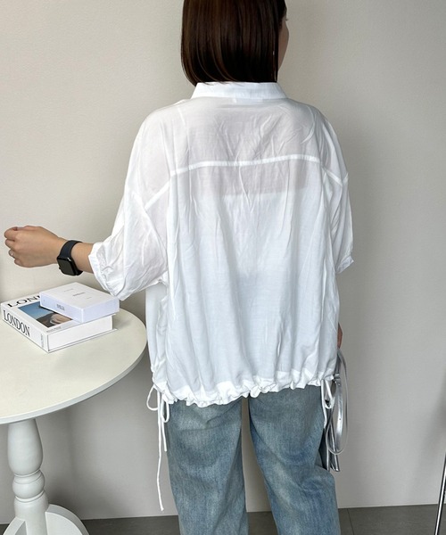 CRB（シーアールビー）の「裾ドロストノーカラーシャツ（シャツ/ブラウス・レディース・ブラック/グリーン/オフホワイト・F）」の17枚目の写真