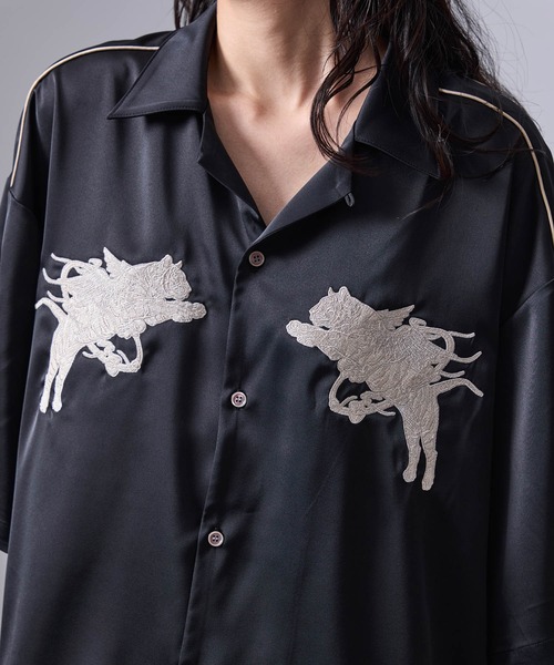 JUNRED(ジュンレッド)の「ヴィンテージライクフロント刺繍スカシャツ(シャツ/ブラウス・メンズ・ベージュ系その他/ブラック・L/M/S)」の6枚目の写真