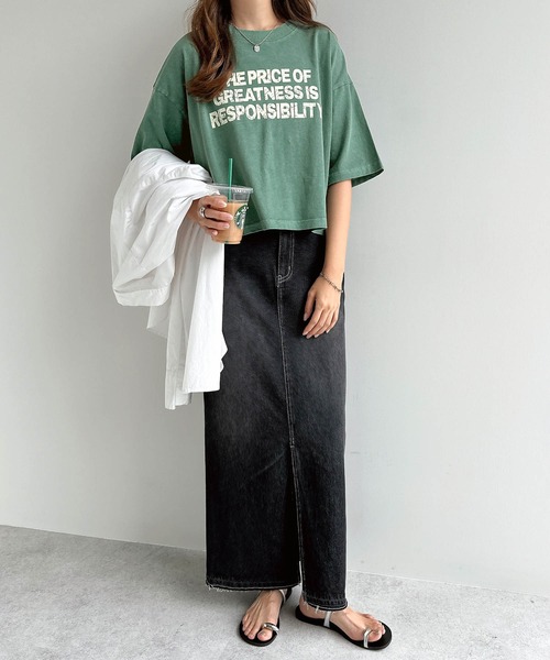andme(アンドミー)の「ピグメント加工ロゴプリントショート丈Tシャツ(Tシャツ/カットソー・レディース・チャコールグレー/オフホワイト/ネイビー/グリーン・M)」の11枚目の写真
