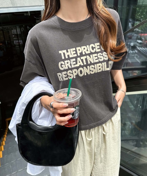 andme(アンドミー)の「ピグメント加工ロゴプリントショート丈Tシャツ(Tシャツ/カットソー・レディース・チャコールグレー/オフホワイト/ネイビー/グリーン・M)」の13枚目の写真