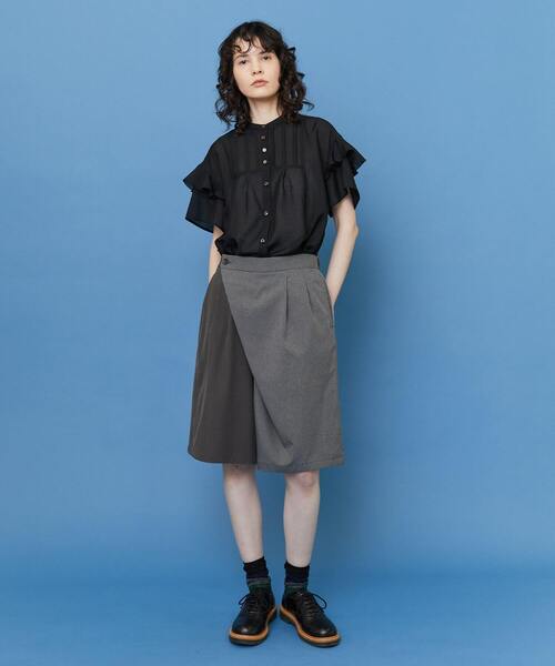 FRAPBOIS(フラボア)の「ドーリー ブラウス(シャツ/ブラウス・レディース・ブラック/ブルー・1)」の6枚目の写真