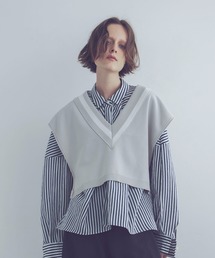 white line V neck vest(ホワイトラインショート丈Vネックベスト)