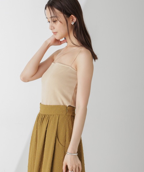 NANO universe(ナノユニバース)の「ラメテレコカップ付きアシメストラップキャミソール(キャミソール・レディース・ライトグレー/ライトベージュ/モカ・M/S)」の5枚目の写真