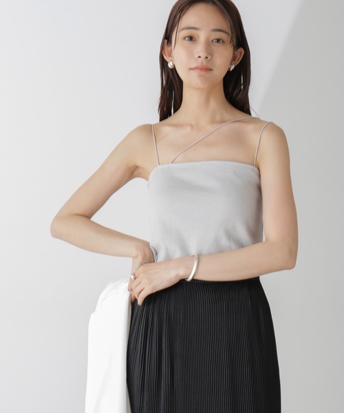 NANO universe(ナノユニバース)の「ラメテレコカップ付きアシメストラップキャミソール(キャミソール・レディース・ライトグレー/ライトベージュ/モカ・M/S)」の11枚目の写真