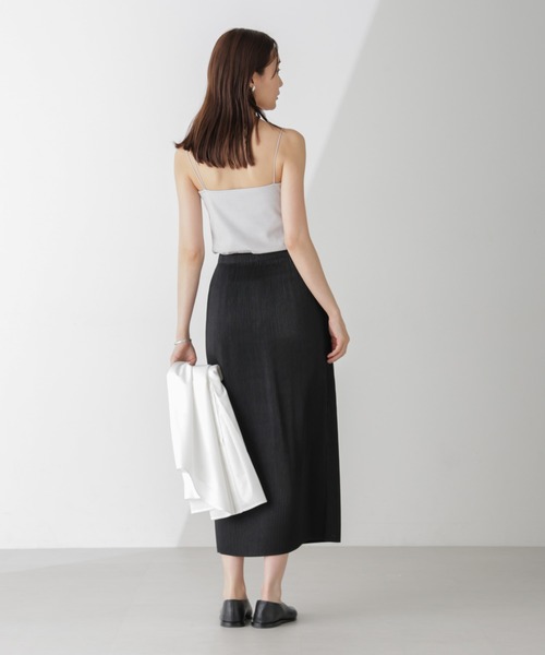 NANO universe(ナノユニバース)の「ラメテレコカップ付きアシメストラップキャミソール(キャミソール・レディース・ライトグレー/ライトベージュ/モカ・M/S)」の15枚目の写真