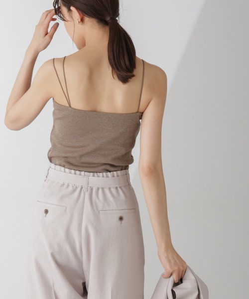 NANO universe(ナノユニバース)の「ラメテレコカップ付きアシメストラップキャミソール(キャミソール・レディース・ライトグレー/ライトベージュ/モカ・M/S)」の19枚目の写真