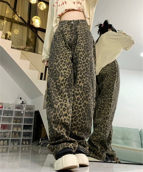 almo(アルモ)の「ヒョウ柄5ポケットパンツ(BQ)(その他パンツ・レディース・ベージュ・MEDIUM/LARGE)」の8枚目の写真