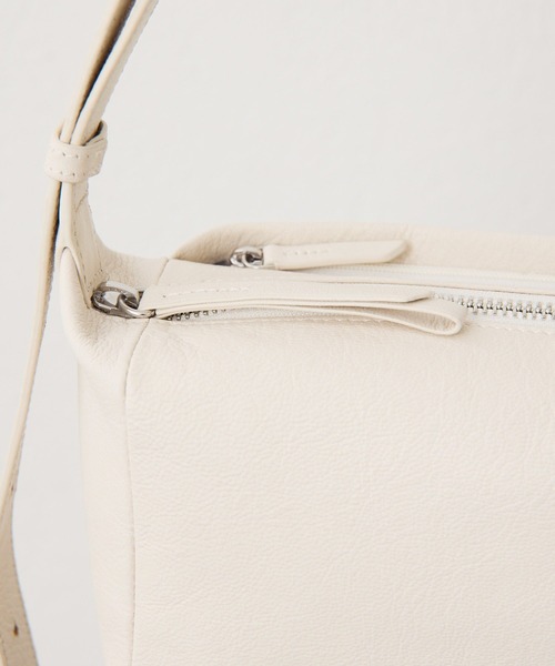 【ear PAPILLONNER】「本革/220g」ボックスショルダーバッグ ear PAPILLONNER（イア パピヨネ） ショルダーバッグ バッグ 「本革