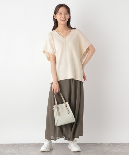 GLOBAL WORK（グローバルワーク）の「ゆるVネックニットプルオーバー＊スカートSET/115402（スカート・レディース・ブルー系その他3/ホワイト×ブラウン/ブラック×ブルー・FREE）」の4枚目の写真