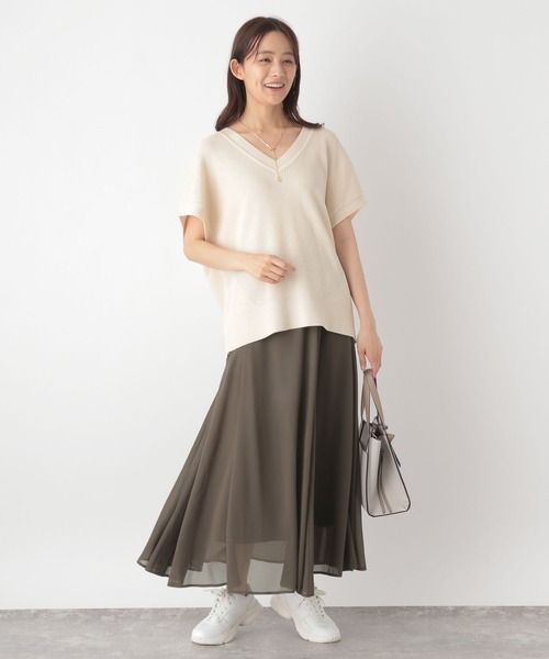 GLOBAL WORK（グローバルワーク）の「ゆるVネックニットプルオーバー＊スカートSET/115402（スカート・レディース・ブルー系その他3/ホワイト×ブラウン/ブラック×ブルー・FREE）」の5枚目の写真