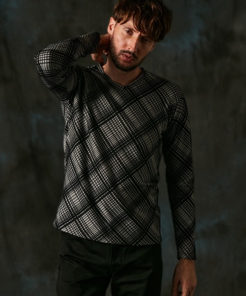 HIDEAWAYS NICOLE(ハイダウェイニコル)の「ブリスターチェックJQVネックプルオーバー(Tシャツ/カットソー・メンズ・ボルドー/ホワイト×ブラック/ホワイト×グレー/ブラック×ホワイト・MEDIUM/LARGE/X-LARGE)」の3枚目の写真