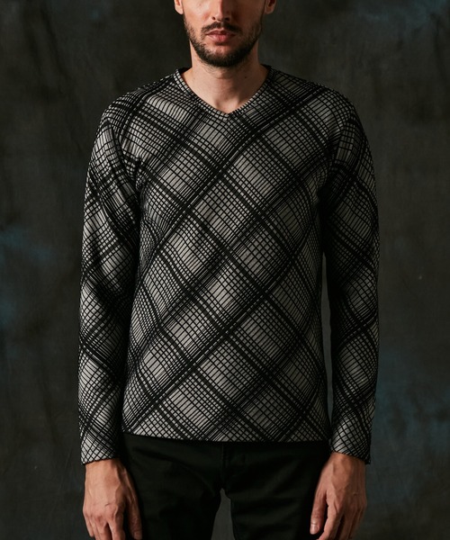 HIDEAWAYS NICOLE(ハイダウェイニコル)の「ブリスターチェックJQVネックプルオーバー(Tシャツ/カットソー・メンズ・ボルドー/ホワイト×ブラック/ホワイト×グレー/ブラック×ホワイト・MEDIUM/LARGE/X-LARGE)」の9枚目の写真