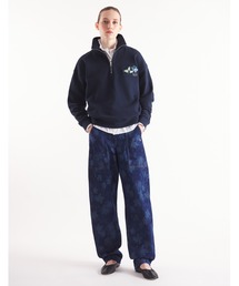 Maison Kitsune（メゾンキツネ）の「STRAWBERRY LEAF HALF ZIP