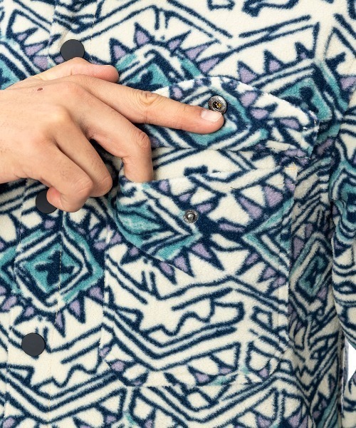 BILLABONG(ビラボン)の「BILLABONG メンズ FURNACE FLANNEL 長袖シャツ 【2024年秋冬モデル】/ビラボン総柄フリース長袖シャツ(シャツ/ブラウス・メンズ・グレー/ブラウン系その他/グリーン系その他・MEDIUM/LARGE/X-LARGE)」の7枚目の写真