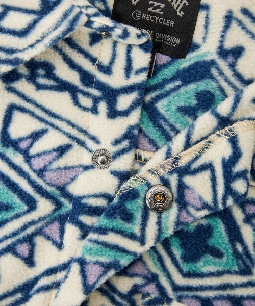 BILLABONG(ビラボン)の「BILLABONG メンズ FURNACE FLANNEL 長袖シャツ 【2024年秋冬モデル】/ビラボン総柄フリース長袖シャツ(シャツ/ブラウス・メンズ・グレー/ブラウン系その他/グリーン系その他・MEDIUM/LARGE/X-LARGE)」の8枚目の写真