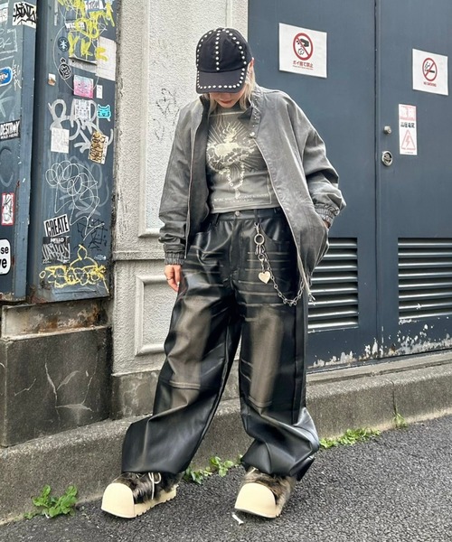 XU（エックスユー）の「【Never mind the XU】tattoo design tops / 【ネバーマインド ザ エックスユー】タトゥーデザインプリント長袖Tシャツ（Tシャツ/カットソー・レディース・カーキ/ブラック/クリーム・ONE SIZE）」の22枚目の写真