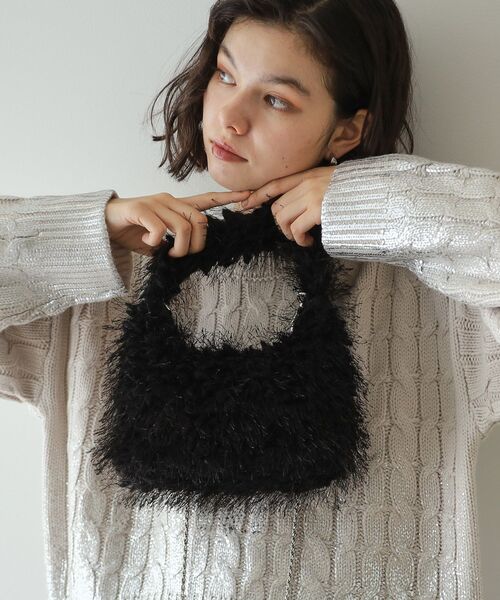 OPAQUE.CLIP（オペークドットクリップ）の「【2WAY】フリンジワンハンドルバッグ（ハンドバッグ・レディース・ピンク系/ブルー/ブラック・00）」の2枚目の写真