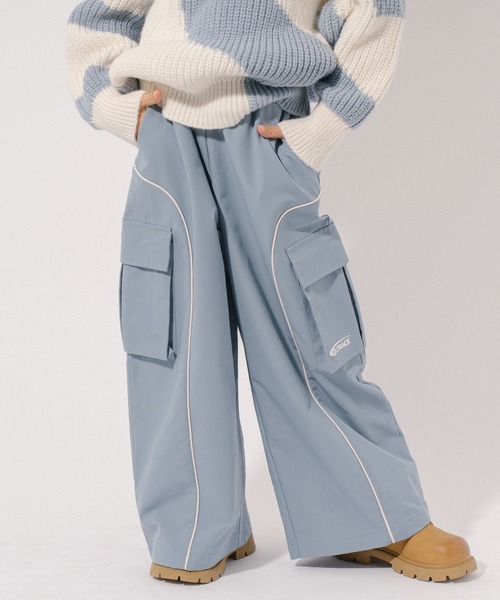 URBAN CHERRY(アーバンチェリー)の「【U.TRACK】サイドラインルーズカーゴパンツ(カーゴパンツ・キッズ・ブルー/ブラック/ピンク・150cm/140cm/130cm/120cm/110cm)」の2枚目の写真
