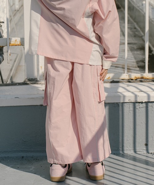 URBAN CHERRY(アーバンチェリー)の「【U.TRACK】サイドラインルーズカーゴパンツ(カーゴパンツ・キッズ・ブルー/ブラック/ピンク・150cm/140cm/130cm/120cm/110cm)」の16枚目の写真