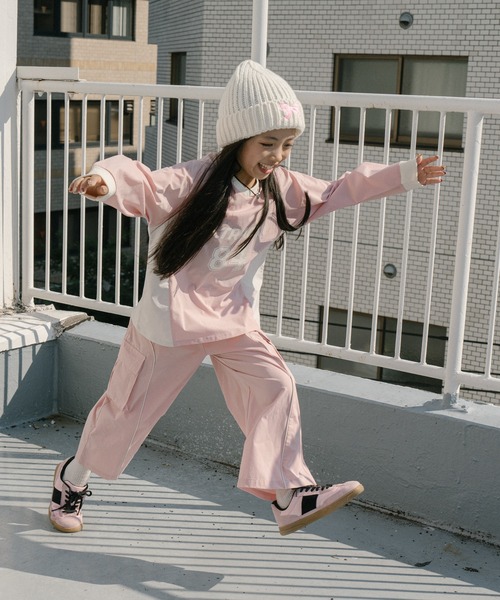 URBAN CHERRY(アーバンチェリー)の「【U.TRACK】サイドラインルーズカーゴパンツ(カーゴパンツ・キッズ・ブルー/ブラック/ピンク・150cm/140cm/130cm/120cm/110cm)」の5枚目の写真