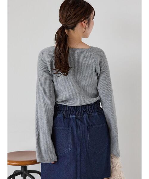 ehka sopo（エヘカソポ）の「フレアスリーブスクエアネックリブニット（ニット/セーター・レディース・グレー/キナリ/ブラック・F）」の7枚目の写真