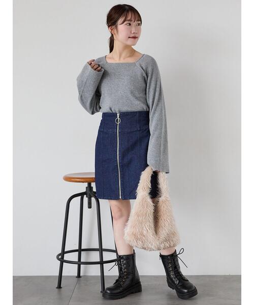 ehka sopo（エヘカソポ）の「フレアスリーブスクエアネックリブニット（ニット/セーター・レディース・グレー/キナリ/ブラック・F）」の9枚目の写真