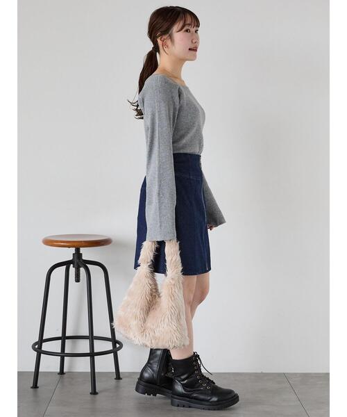 ehka sopo（エヘカソポ）の「フレアスリーブスクエアネックリブニット（ニット/セーター・レディース・グレー/キナリ/ブラック・F）」の10枚目の写真