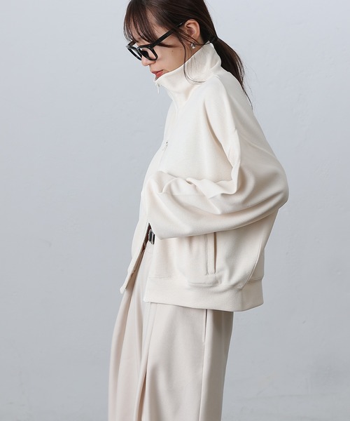 COLONY 2139（コロニートゥーワンスリーナイン）の「ジョーゼットダンボールトラックジャケット（ジャージ・レディース・チャコールグレー/オフホワイト/ブラック・FREE）」の6枚目の写真