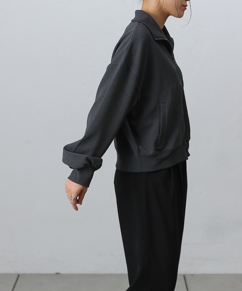 COLONY 2139（コロニートゥーワンスリーナイン）の「ジョーゼットダンボールトラックジャケット（ジャージ・レディース・チャコールグレー/オフホワイト/ブラック・FREE）」の21枚目の写真