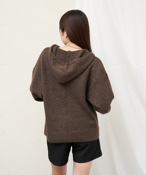 RAY CASSIN（レイカズン）の「【本日限定！リバイバル販売決定】ニットフードダブルジップブルゾン（ニット/セーター・レディース・ブラウン系1/レッド/ホワイト系1/チャコールグレー/アイボリー・FREE）」の7枚目の写真