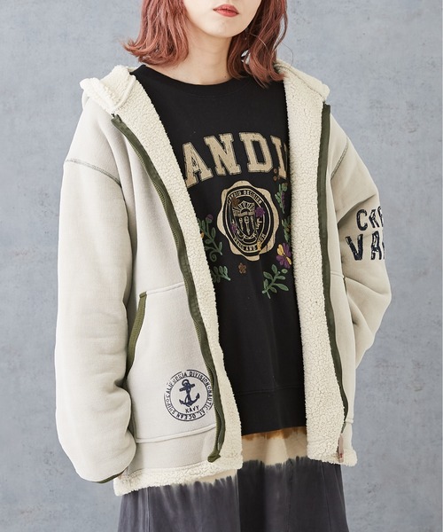 CUBE SUGAR(キューブシュガー)の「裏ボアベロアジップアップパーカージャケット(その他アウター・レディース・ナチュラル/マルチ/ブラック/グリーン・M)」の2枚目の写真