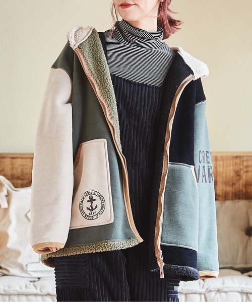 CUBE SUGAR(キューブシュガー)の「裏ボアベロアジップアップパーカージャケット(その他アウター・レディース・ナチュラル/マルチ/ブラック/グリーン・M)」の4枚目の写真