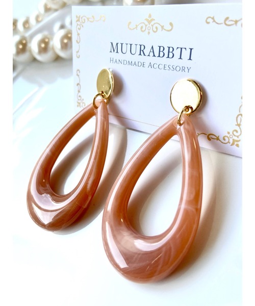 tone(トーン)の「【MUURABBTI】ミルクティーピアス(MA)(ピアス(両耳用)・レディース・ゴールド・FREE)」の2枚目の写真