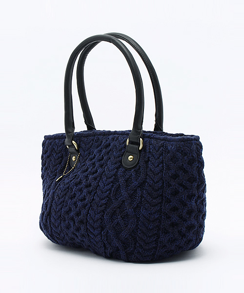 ikka（イッカ）の「ニットミニバッグ（トートバッグ・レディース・グレー/ネイビー/ブラウン・FREE）」の4枚目の写真