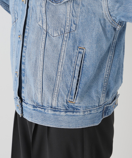 Levi’s MADE＆CRAFTED（リーバイスメードアンドクラフテッド）の「【LEVI’S/リーバイス】90S TRUCKERSOFT AS BUTTER MID：デニムジャケット（デニムジャケット・レディース・サックスブルー・SMALL）」の22枚目の写真
