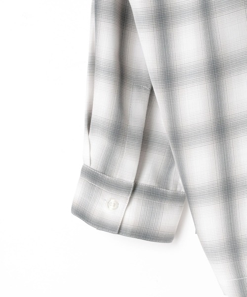 LOWRYS FARM(ローリーズファーム)の「オンブレチェックシャツLS 290884(シャツ/ブラウス・メンズ・アイボリー/ブルー・MEDIUM/LARGE)」の17枚目の写真