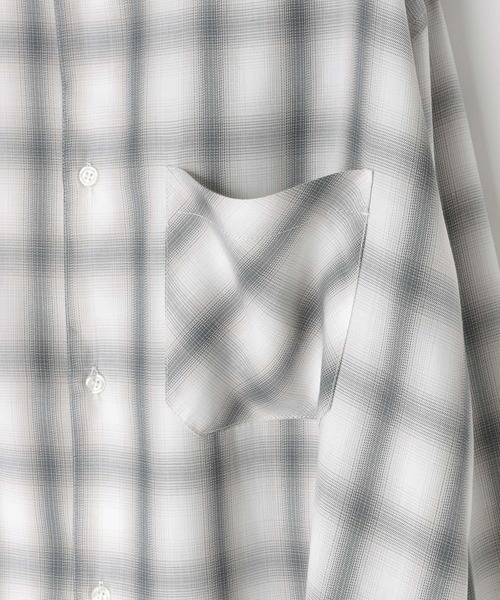 LOWRYS FARM(ローリーズファーム)の「オンブレチェックシャツLS 290884(シャツ/ブラウス・メンズ・アイボリー/ブルー・MEDIUM/LARGE)」の15枚目の写真