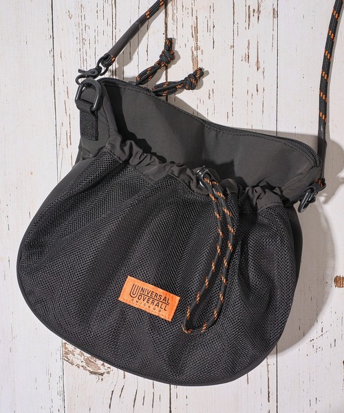 UNIVERSAL OVERALL(ユニバーサルオーバーオール)の「【UNIVERSAL OVERALL】FRONT MESH SHOULDER BAG / フロントメッシュショルダーバッグ(ショルダーバッグ・レディース・グレイッシュベージュ/ブラック/ブルー/オレンジ/モカ/ライトグレー・FREE)」の2枚目の写真