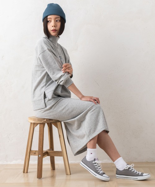 marie claire bis(マリクレール ビス)の「【別注】marie claire bis/マリ・クレール ビス ハイネック 裏毛 長袖 スウェット トレーナー スリット入り ロング スカート 上下セット セットアップ(セットアップ・レディース・ブラック/アッシュグレー・M/L/LL)」の16枚目の写真