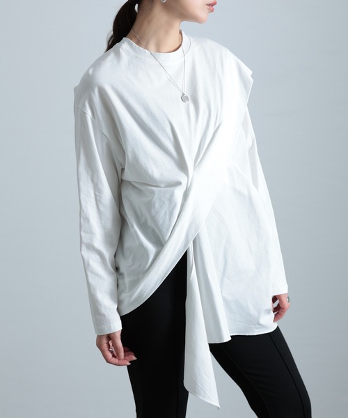 Sawa a la mode(サワアラモード)の「ドッキング変形カットソー(Tシャツ/カットソー・レディース・ブラック/カーキ/ホワイト・FREE)」の3枚目の写真