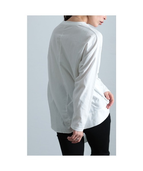 Sawa a la mode(サワアラモード)の「ドッキング変形カットソー(Tシャツ/カットソー・レディース・ブラック/カーキ/ホワイト・FREE)」の13枚目の写真