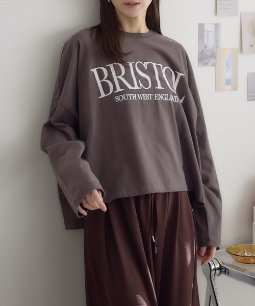 RU.TI.LE（ルチル）の「【RU.TI.LE】ビッグシルエットクルーロゴT（Tシャツ/カットソー・レディース・グレイッシュベージュ/チャコールグレー/ホワイト・MEDIUM）」の9枚目の写真