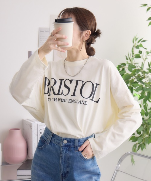 RU.TI.LE（ルチル）の「【RU.TI.LE】ビッグシルエットクルーロゴT（Tシャツ/カットソー・レディース・グレイッシュベージュ/チャコールグレー/ホワイト・MEDIUM）」の21枚目の写真