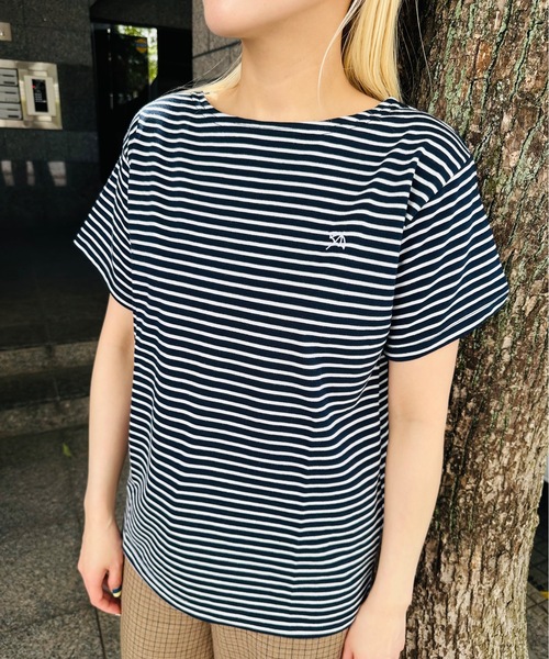 Arnie Arnold Palmer(アーニーアーノルドパーマー)の「Arnie Arnold Palmer / arnie 天竺ボーダーボートネックTシャツ / 8051569(Tシャツ/カットソー・レディース・ブラック/ネイビー/ブラウン・MEDIUM/LARGE)」の3枚目の写真