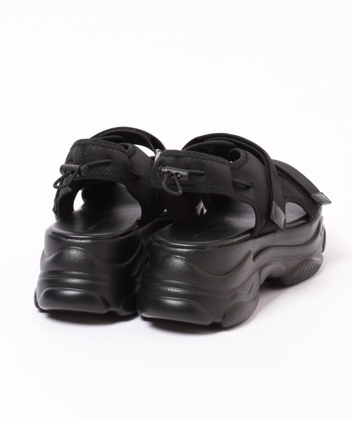 mysty woman（ミスティウーマン）の「ベルクロスニーカーサンダル  323422（サンダル・レディース・ベージュ/ブラック・LARGE/MEDIUM）」の11枚目の写真