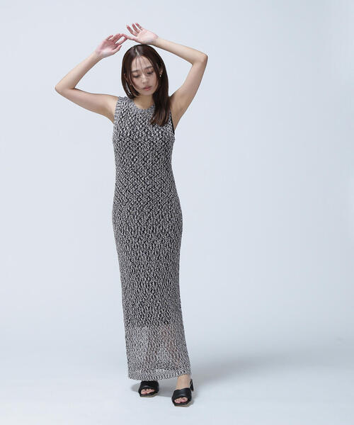 NATURAL BEAUTY BASIC(ナチュラルビューティーベーシック)の「◇メッシュナローニットワンピース(ワンピース・レディース・ベージュ系その他/ブラック系その他/レッド・MEDIUM/P/S)」の8枚目の写真