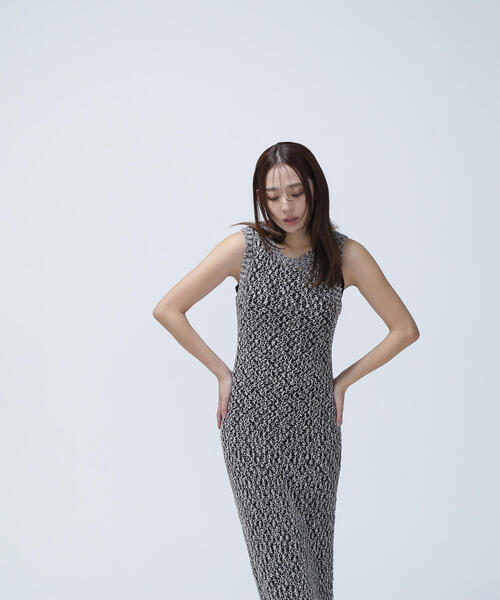 NATURAL BEAUTY BASIC(ナチュラルビューティーベーシック)の「◇メッシュナローニットワンピース(ワンピース・レディース・ベージュ系その他/ブラック系その他/レッド・MEDIUM/P/S)」の1枚目の写真