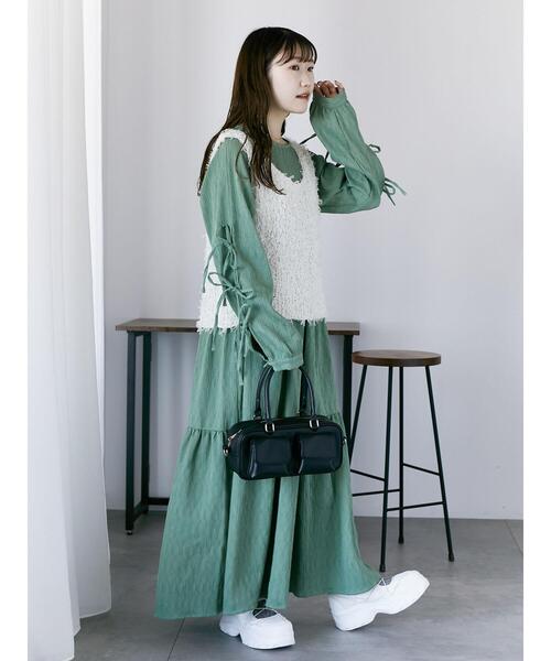 ehka sopo（エヘカソポ）の「チュールヤーンニットベスト（ベスト・レディース・オフホワイト/グレー/グリーン・F）」の17枚目の写真